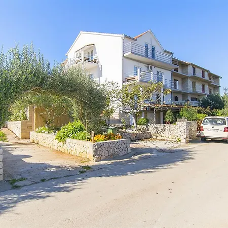 Irena Apartment
