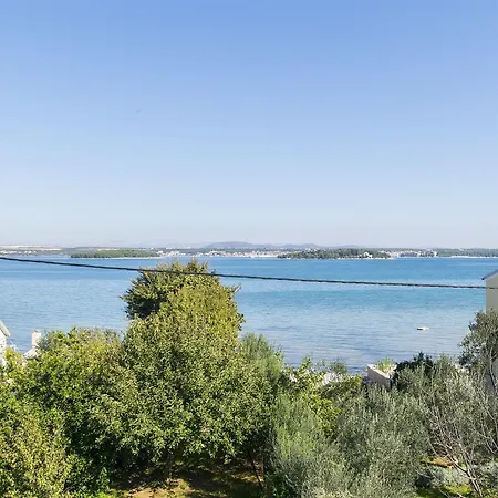 Irena Apartment Tkon