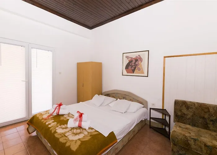 Irena Apartamento Tkon